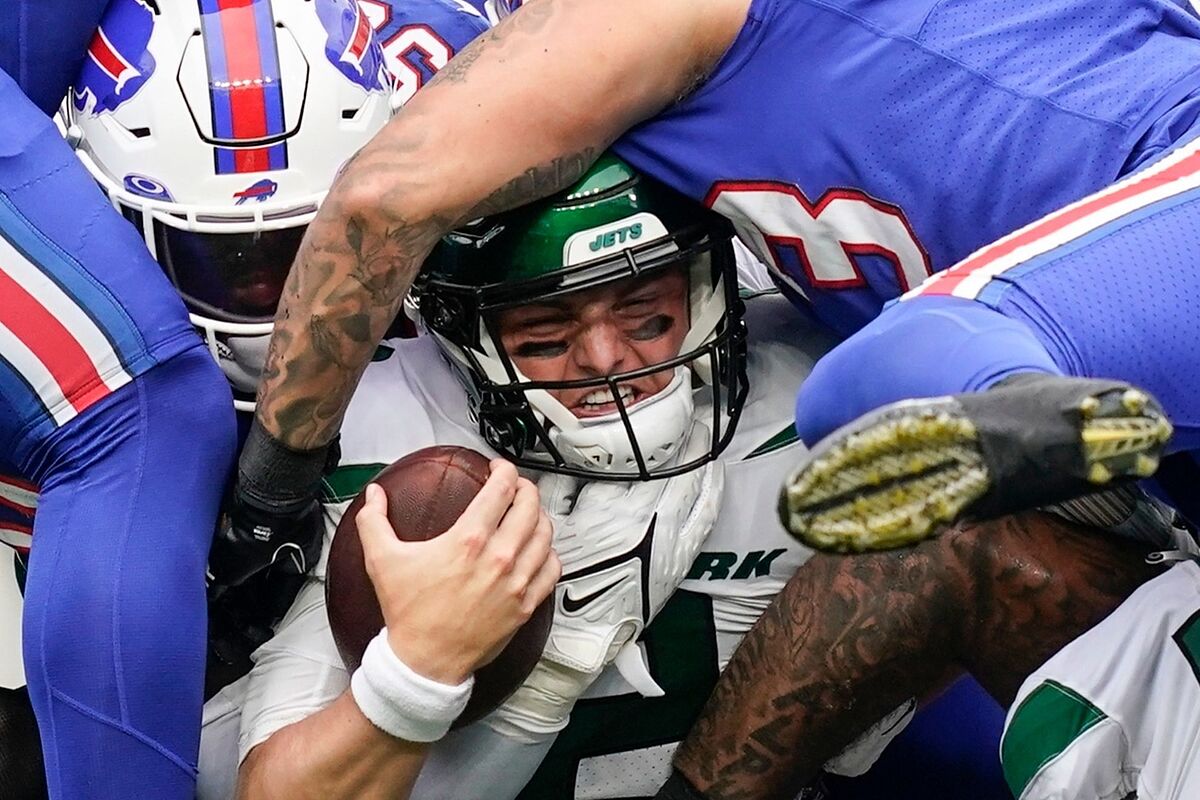 Jets put NFL on notice after upsetting the ‘invincible’ Bills with two Josh Allen INTs